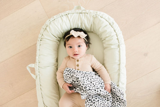 Baby Gear Must-Haves: Stylish and Functional Loungers, Pillows, and Travel Bags